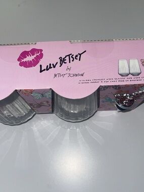 Betsey Johnson Pink Luv Betsey Stemless Wine Glasses